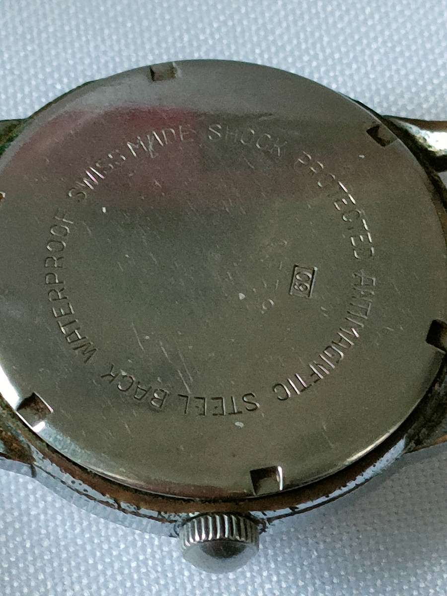 Vintage Benedict Incabloc Men's watch: 17 Jewels no strap but 100% working: Very Collectable