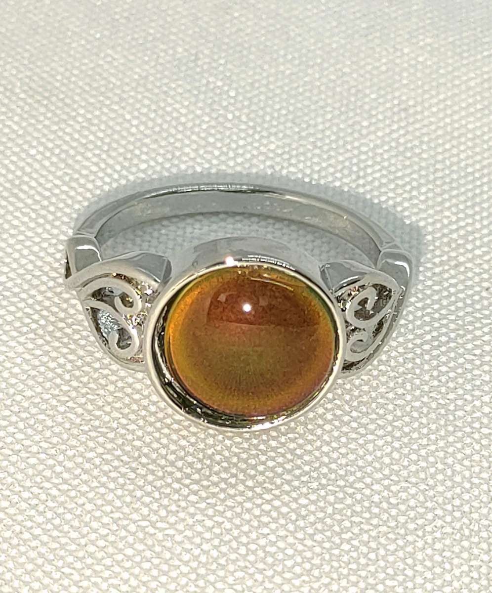 Gorgeous design: New Lab created Moonstone Mood ring: Size US7 (Note spontaneous colour changes