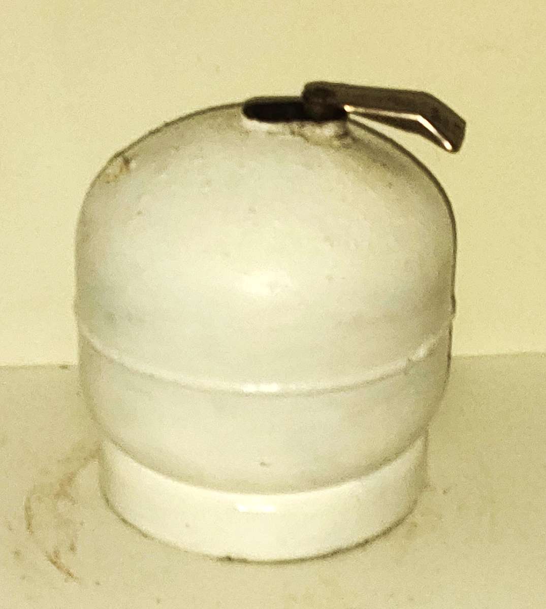 3 kg gas cylinder in working condition