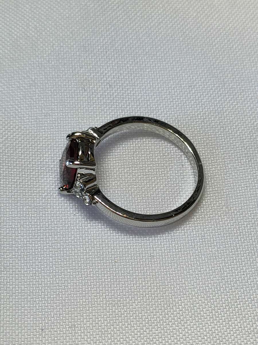 Gorgeous New Ring: Large Garnet red CZ stones: Size US7. Celebrate the holidays in style (1 of 3)