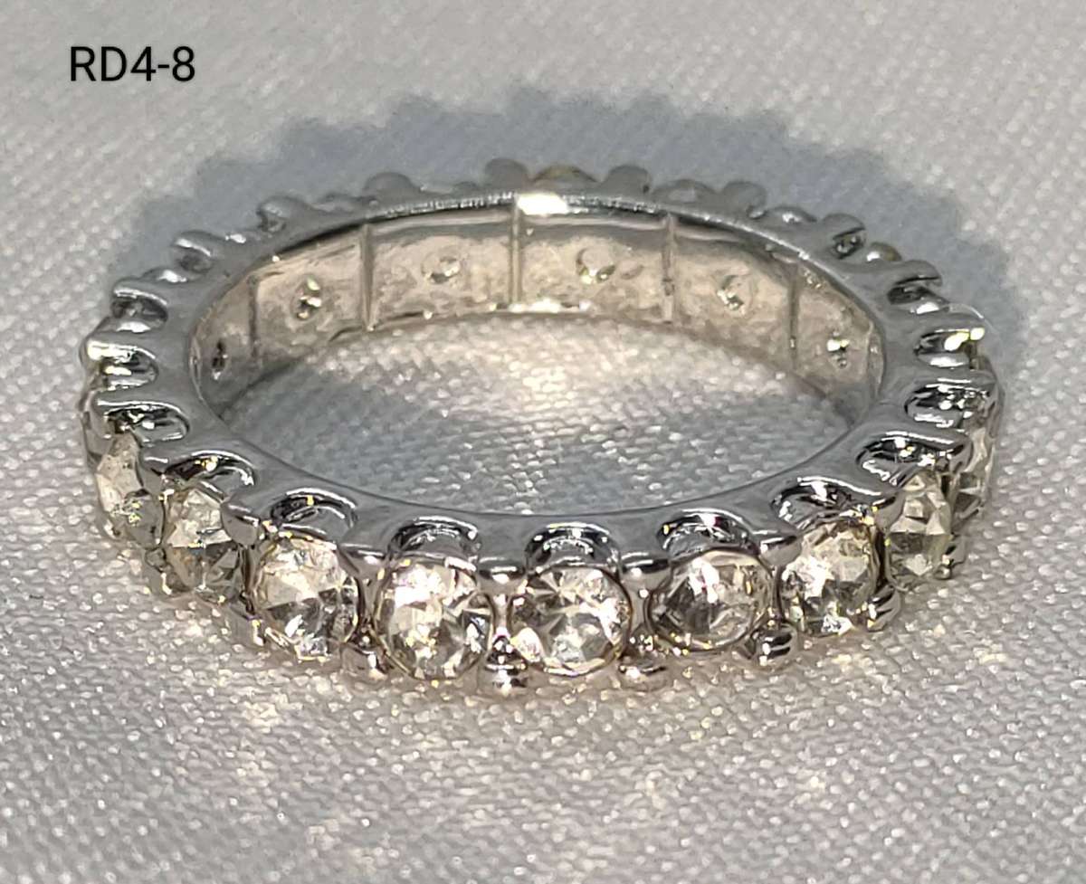 Dress ring - multiple lab-created white stones - size US 8 - gorgeous ring
