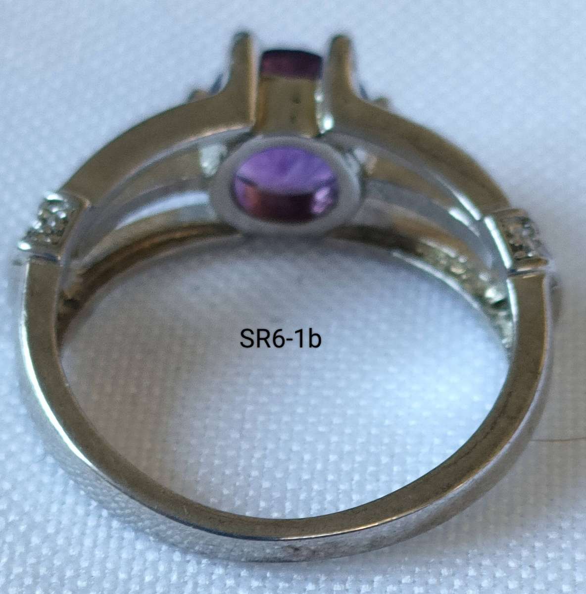 Top range-Sterling Silver Amethyst ring -marked 925 - Guaranteed silver- US7 - round brilliant cut