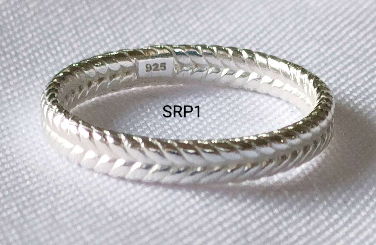 Top range-Guaranteed Sterling Silver plain ring marked 925 - US7