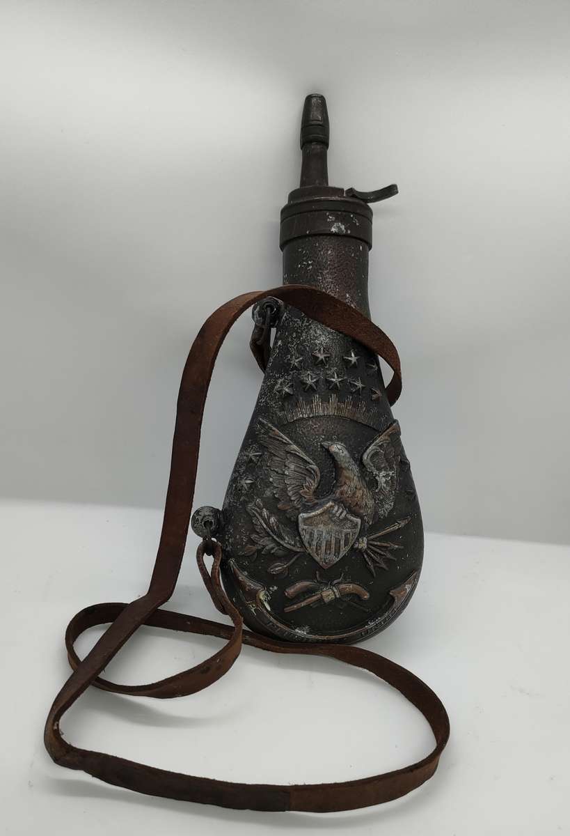 USA Civil war Gunpowder flask - highly decorated - patented in 1850 - height 220 mm