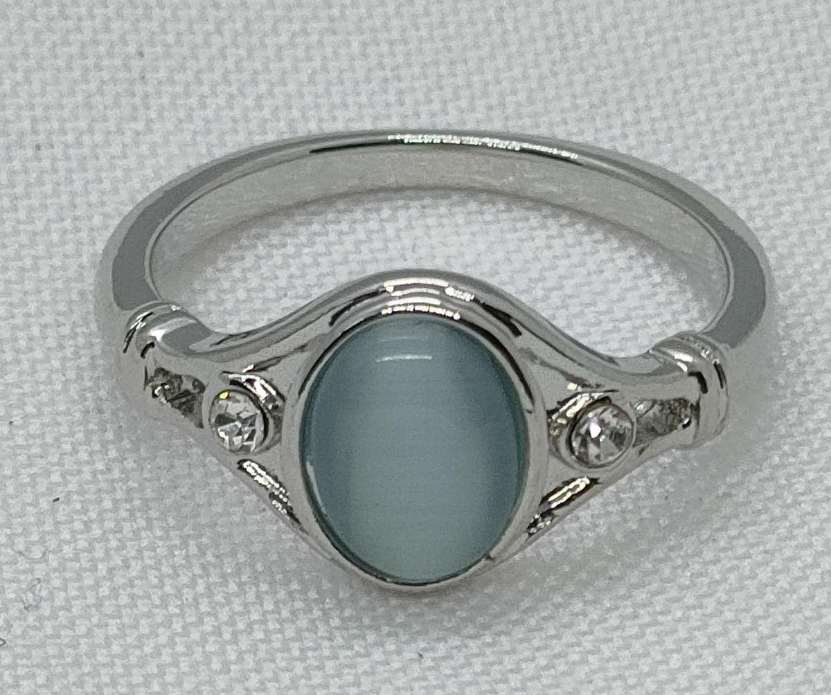 Lovely Vintage style lab created Moonstone ring - size US 7