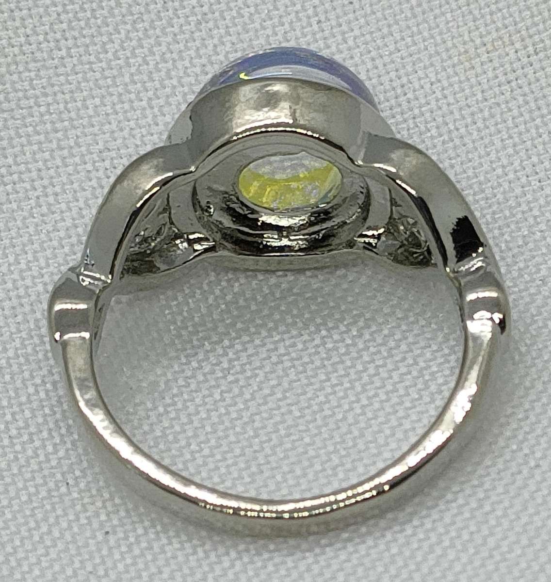 Lovely Vintage style lab created Moonstone ring - size US 7