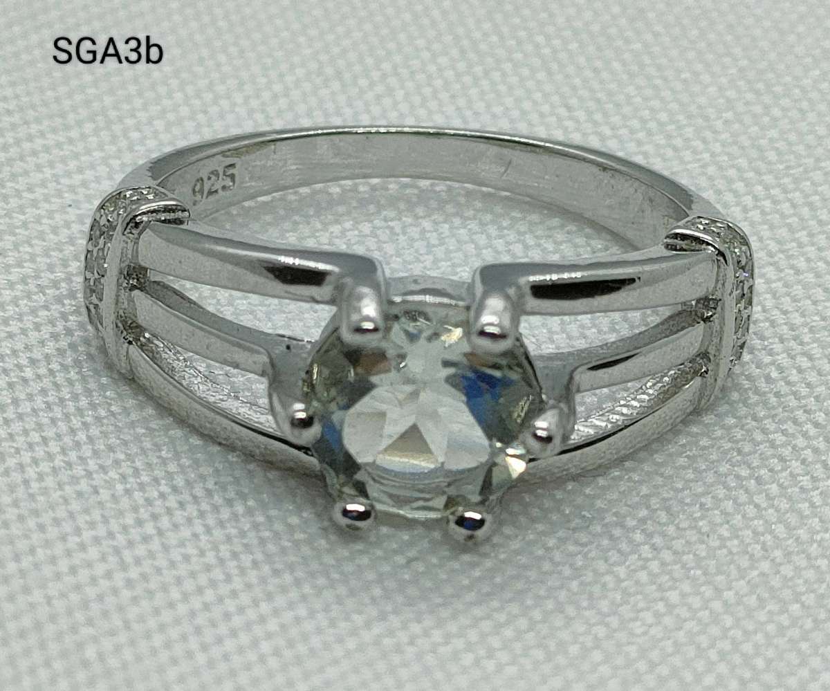Sterling silver Green Amethyst and diamond ring - size US 7 - lovely item from my top range- 925-