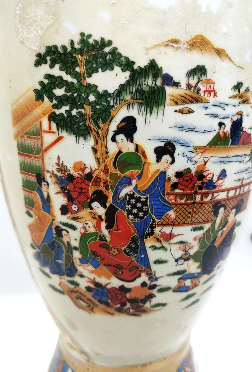 Large Oriental vase - 400 mm high - excellent condition, no damage - hand-painted - unique item