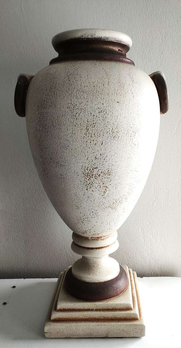 Large Vintage vase - 500 mm high - excellent condition, no damage - well-crafted plinth- unique item