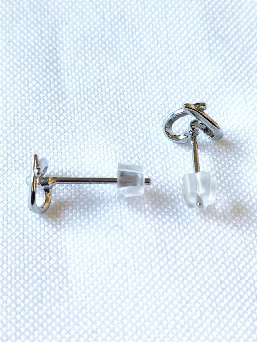 Titanium stud earrings - gorgeous design