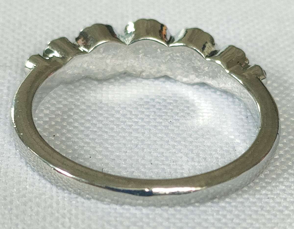 Dress ring - multiple lab-created blue and white stones - size US 7