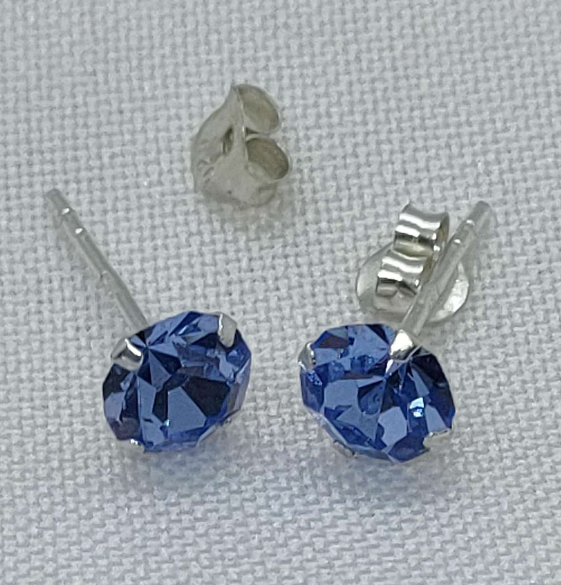 Sterling silver Austrian Crystal earrings - stamped 925-gorgeous colour