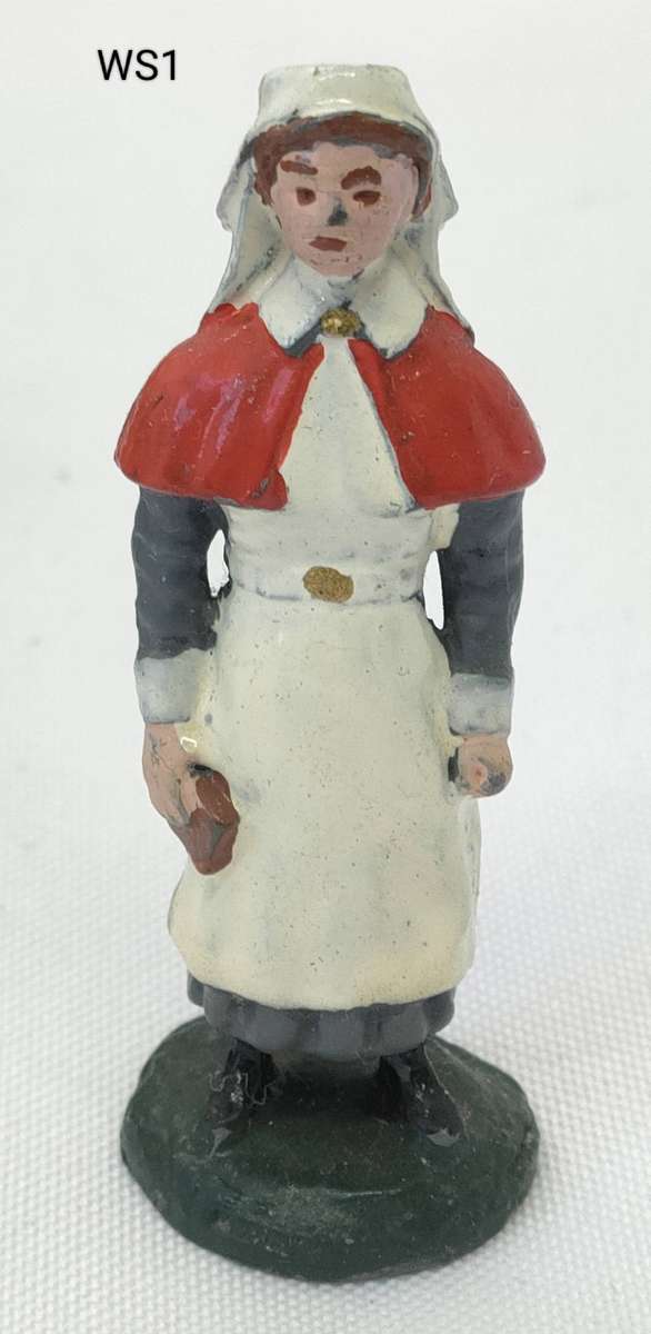 Gorgeous lead soldiers in a set of 18 - top condition - lot 1 of 6-tallest over 100mm high