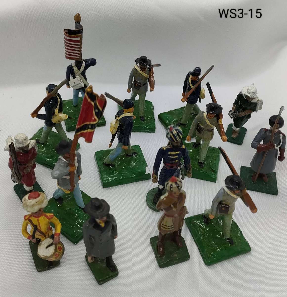 Gorgeous lead soldiers with some US Infantrymen - top condition - lot 3 of 6