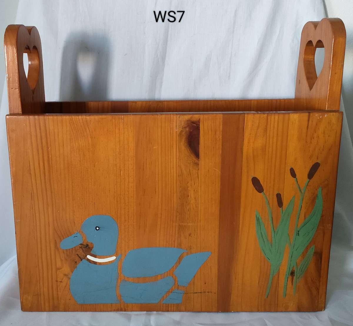 Large sturdy solid wood magazine rack with painted images-535 x 495 x 180 mm- top condition