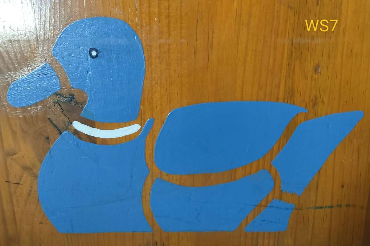 Large sturdy solid wood magazine rack with painted images-535 x 495 x 180 mm- top condition