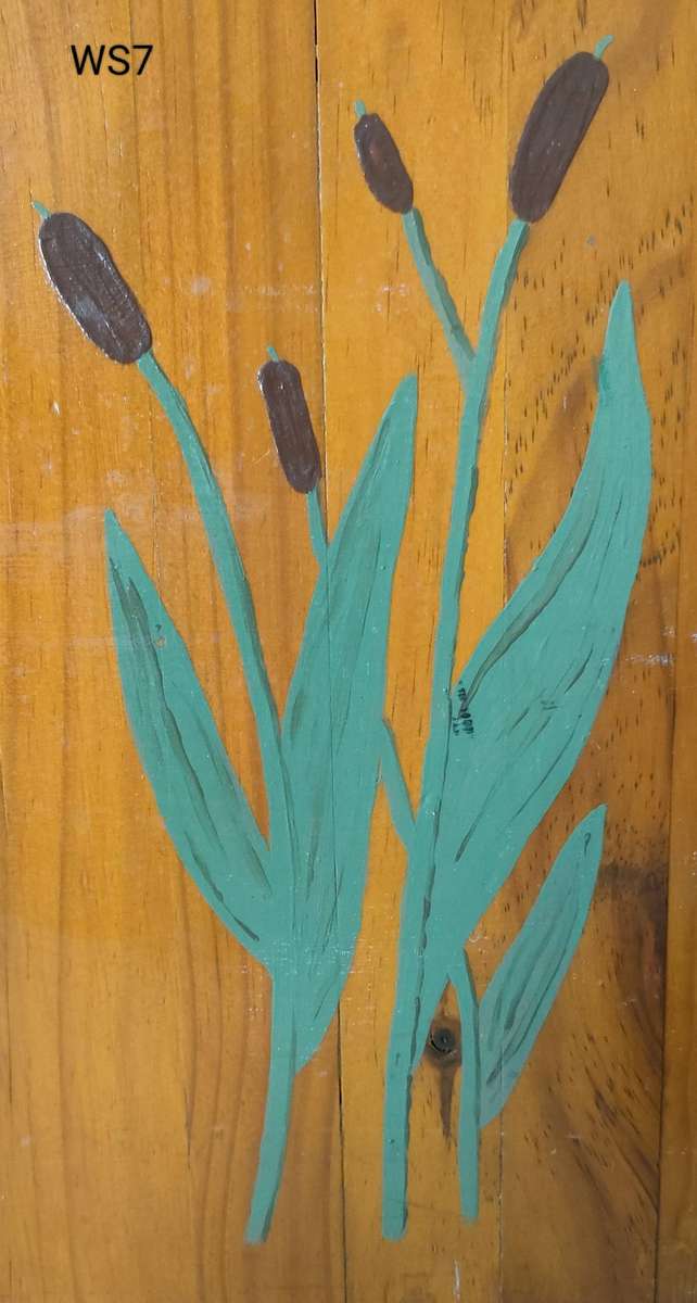 Large sturdy solid wood magazine rack with painted images-535 x 495 x 180 mm- top condition