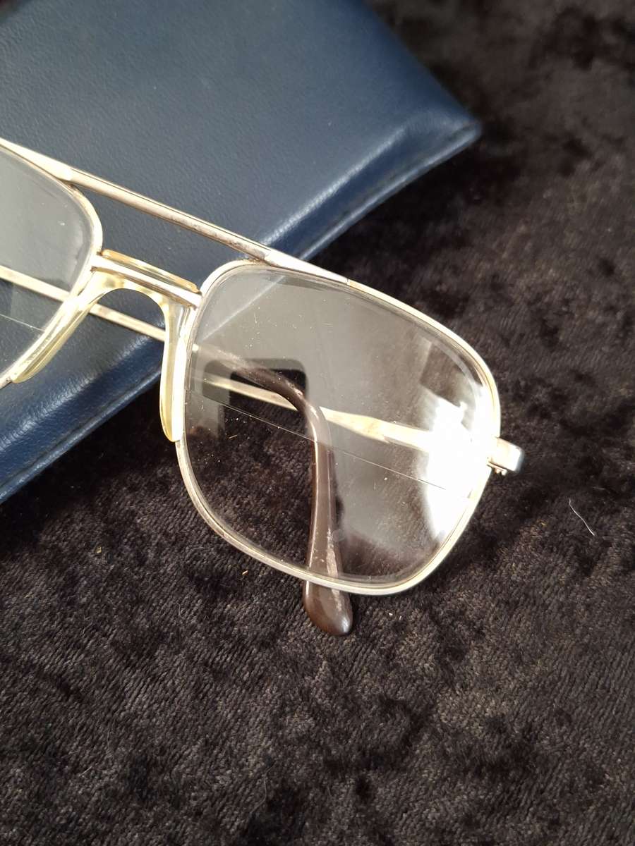 Vintage Male Glasses (Lenses can be replaced)