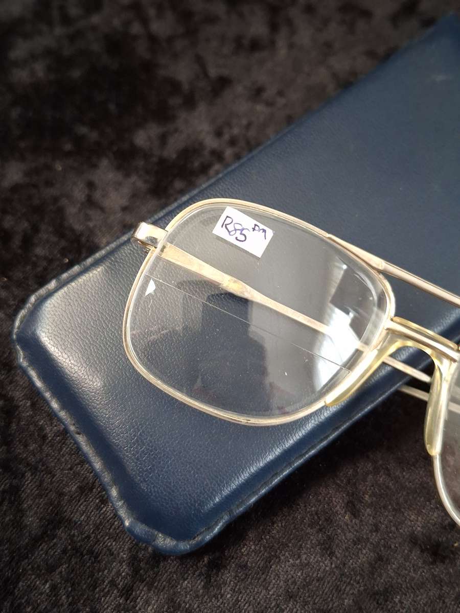 Vintage Male Glasses (Lenses can be replaced)