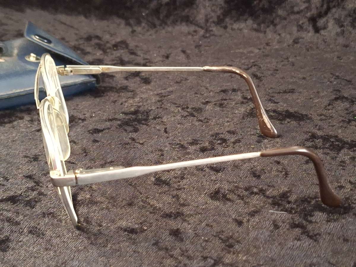 Vintage Male Glasses (Lenses can be replaced)