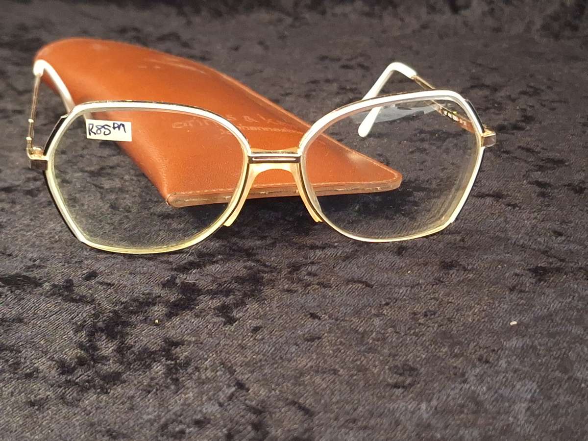 Vintage Lady's Glasses (Lenses can be replaced)