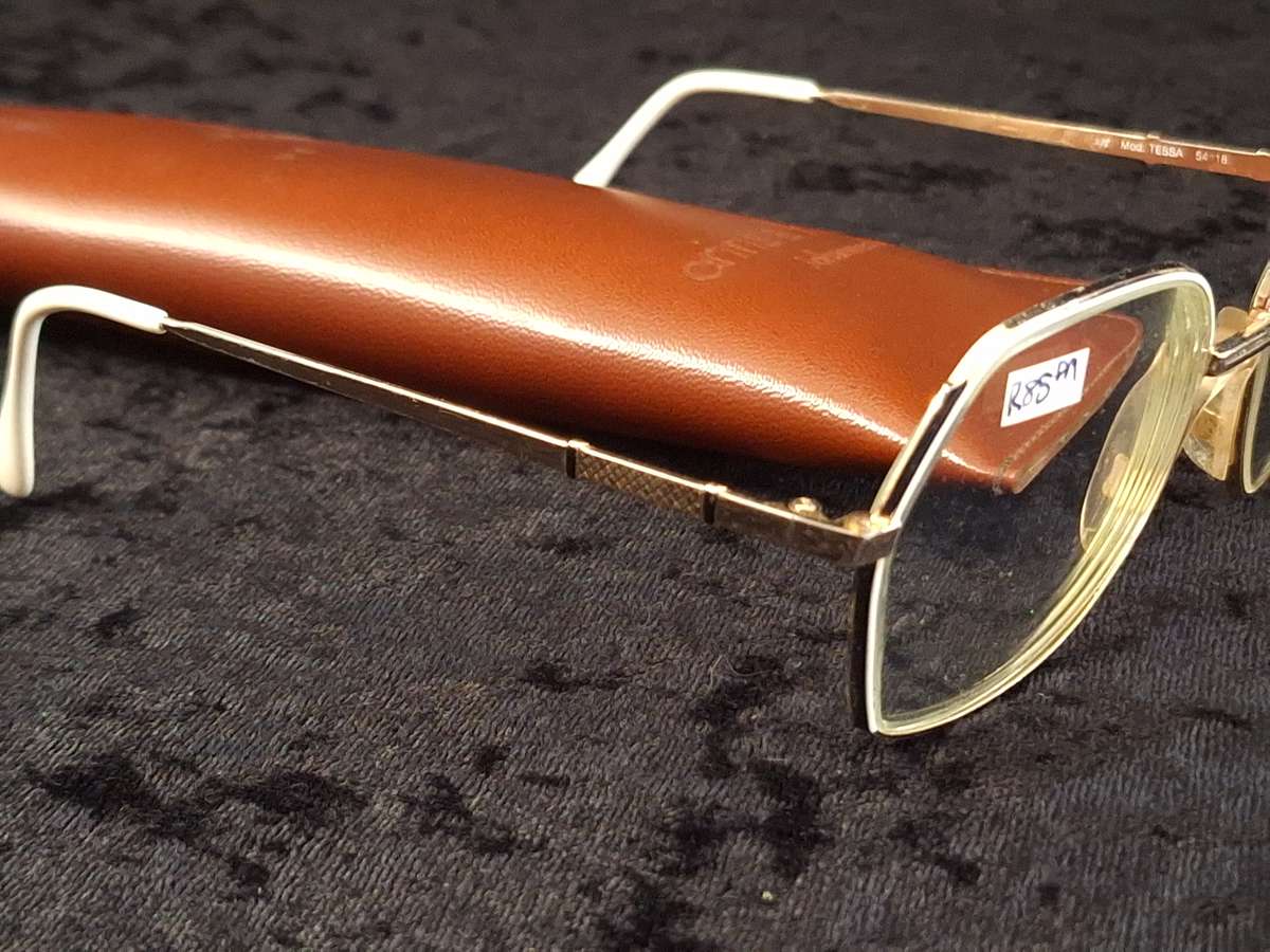 Vintage Lady's Glasses (Lenses can be replaced)