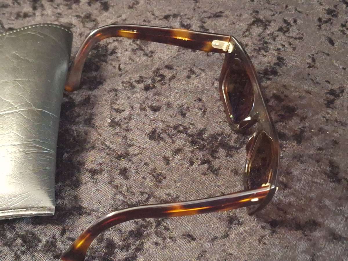 Vintage 1970's Lady's Glasses (Lenses can be replaced)