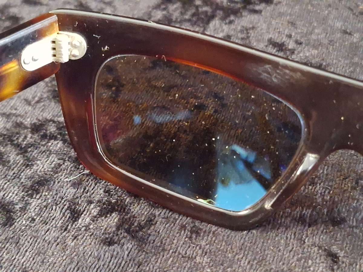 Vintage 1970's Lady's Glasses (Lenses can be replaced)