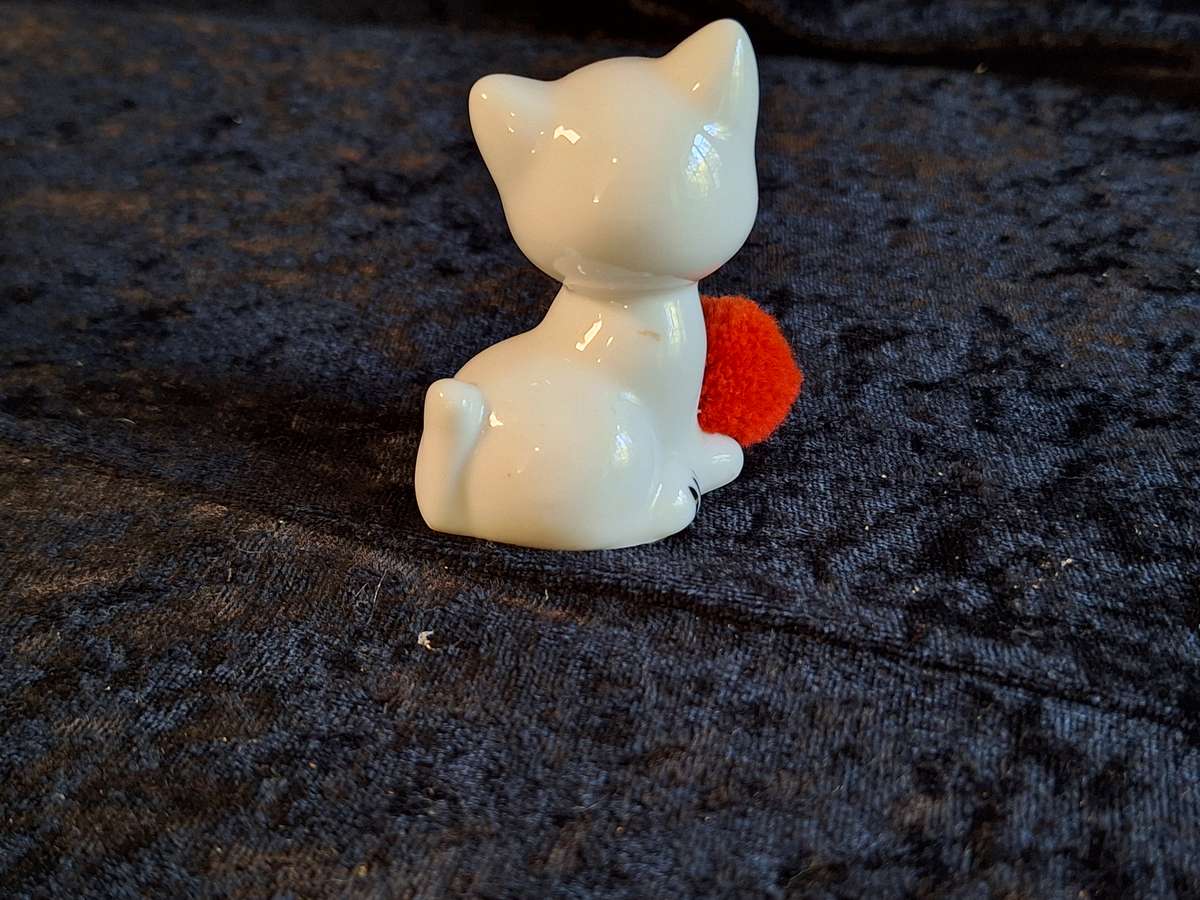Vintage Italian Tivoli Original Porcelain Cat.
