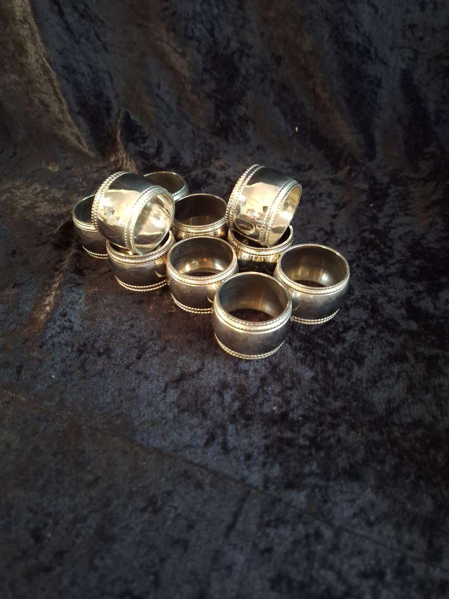 Chrome Plated Set of 10 Napkin Rings