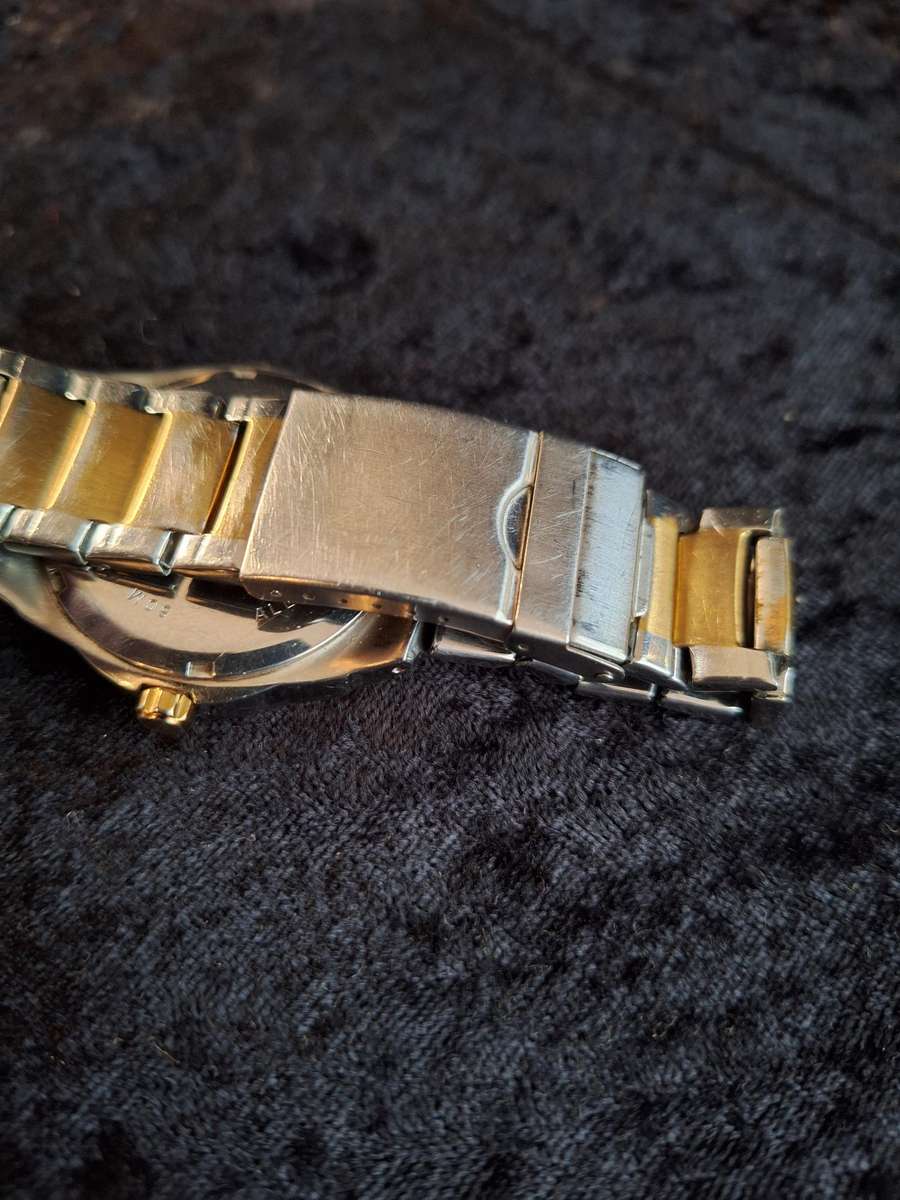 Tempo Men's Wristwatch - 50 Meters Water Resistant.