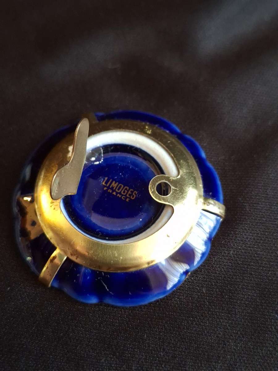 Beautiful Vintage Limoges France Miniature Plate with stand - A.