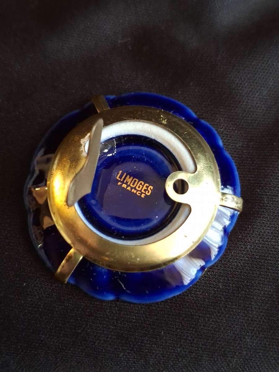 Beautiful Vintage Limoges France Miniature Plate with stand - A.