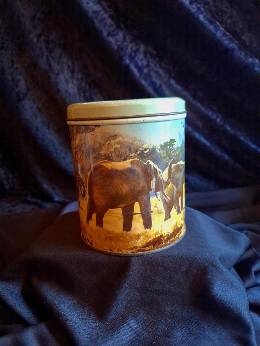 Vintage T.W Beckett & Co. Ltd. Coffee Tin - B.