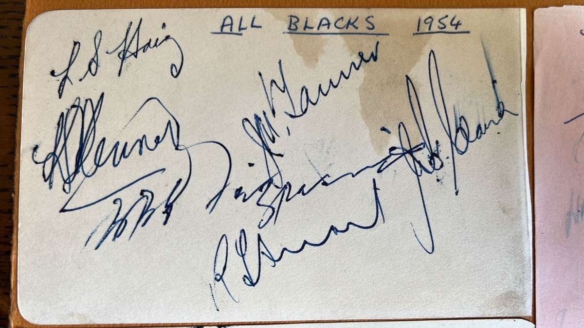 1950-1970 All Blacks 22 Original Signatures, details below