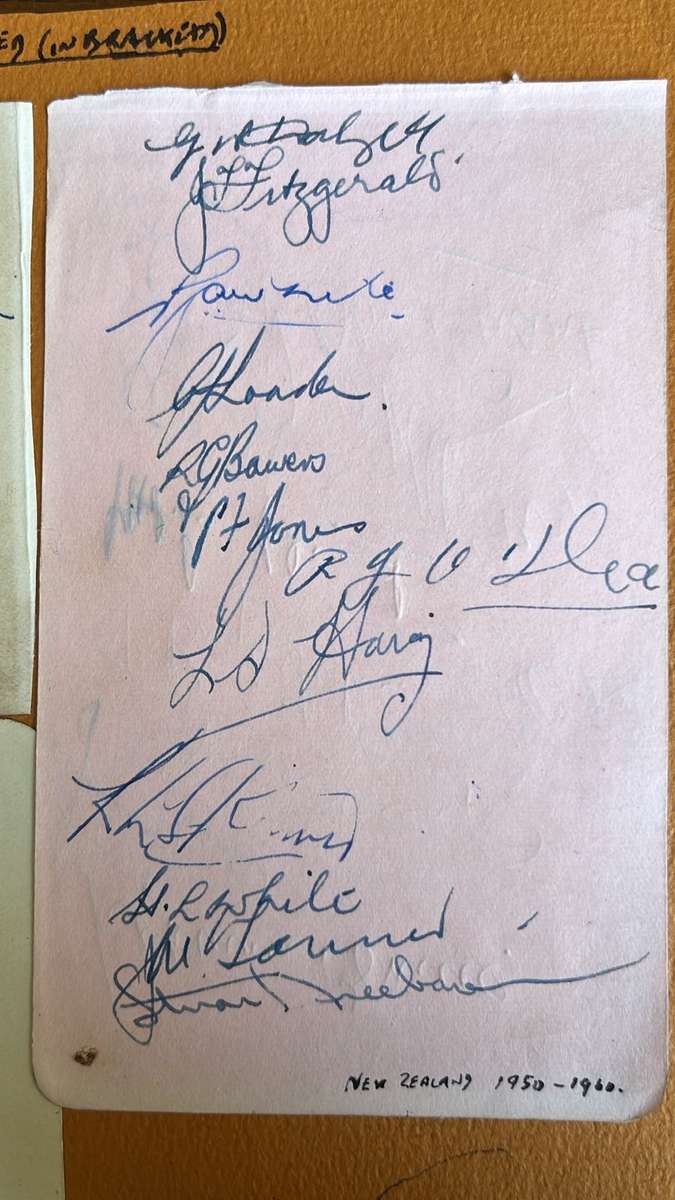 1950-1970 All Blacks 22 Original Signatures, details below