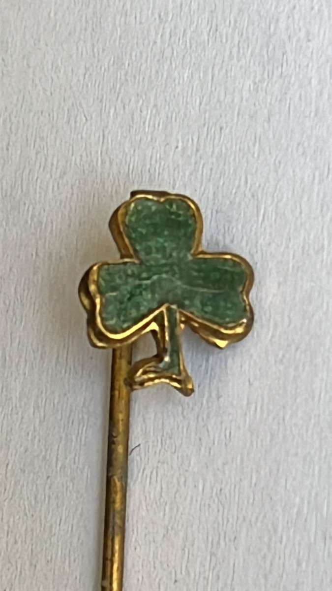 1981 South Africa vs Ireland at Kings Park Signed Programme & Irish Pin, details below