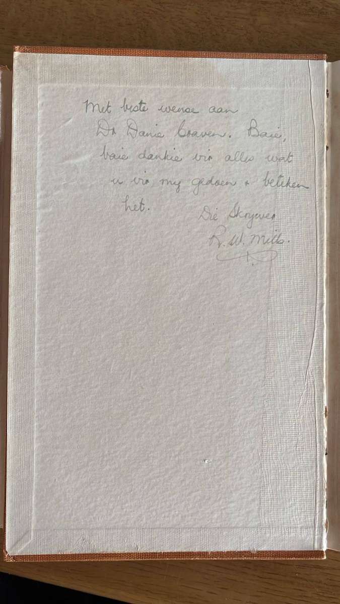 Rugby vir Springbok Kleure deer R.W. Mills, Inscribed & Signed, details below