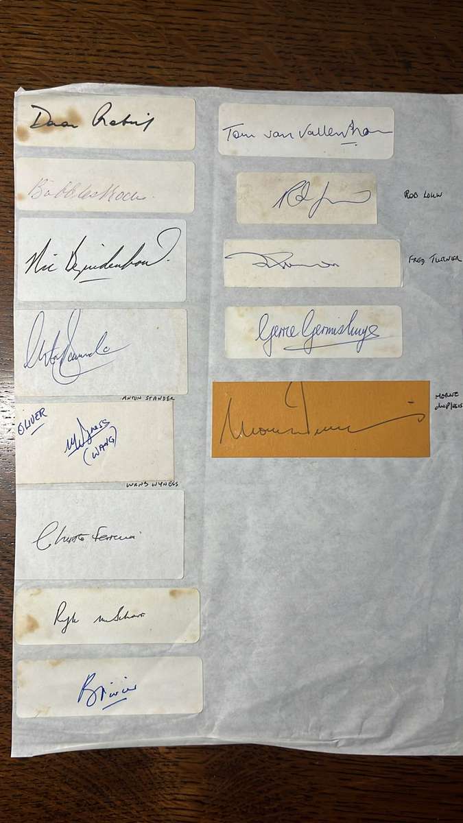 Original Signatures of 13 Springboks, details below