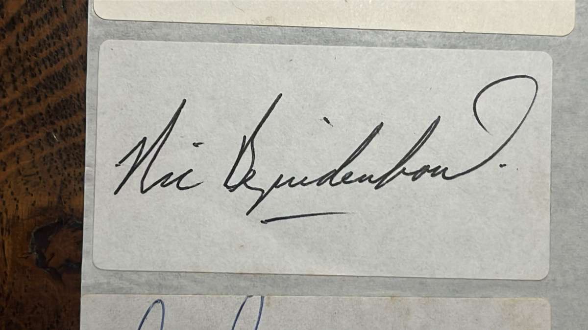 Original Signatures of 13 Springboks, details below