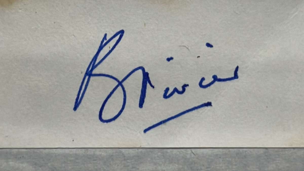 Original Signatures of 13 Springboks, details below