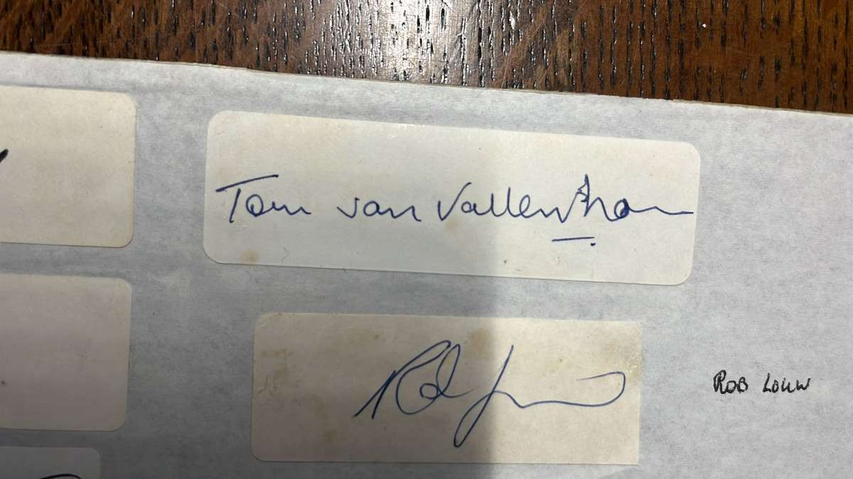 Original Signatures of 13 Springboks, details below