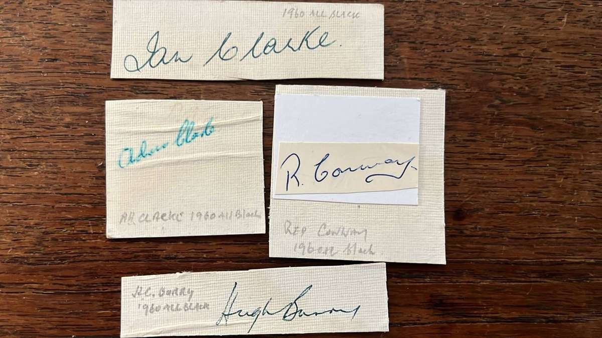 All Blacks in South Africa x 2 Publications, details below