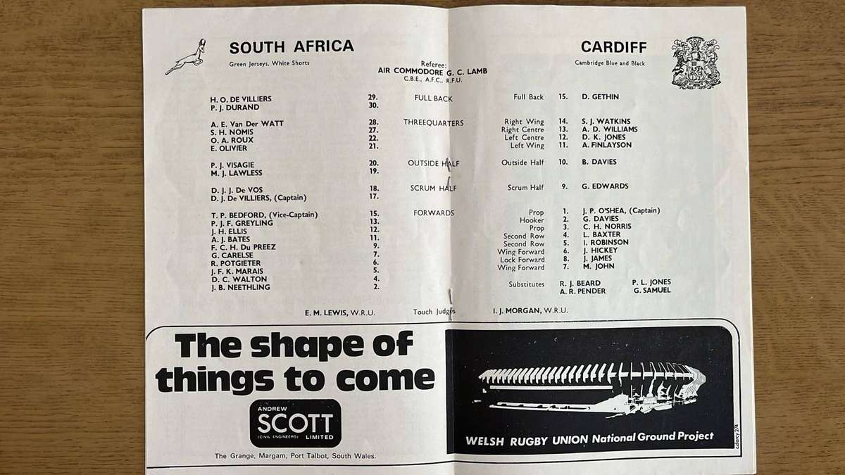 1969 Cardiff vs South Africa at Cardiff Arms Signed Programme, details below