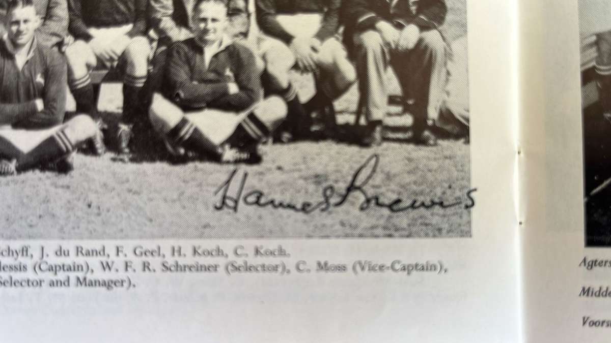 1891 - 1956 South African Rugby Test Teams Signed Booklet, details below