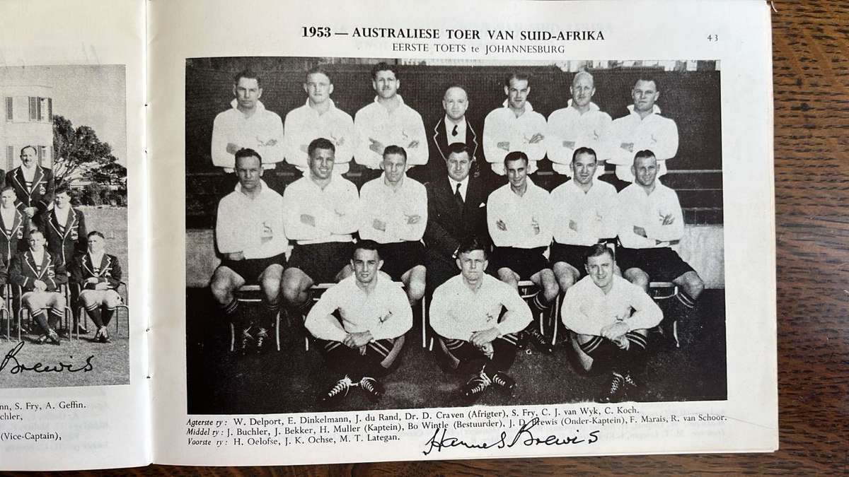 1891 - 1956 South African Rugby Test Teams Signed Booklet, details below