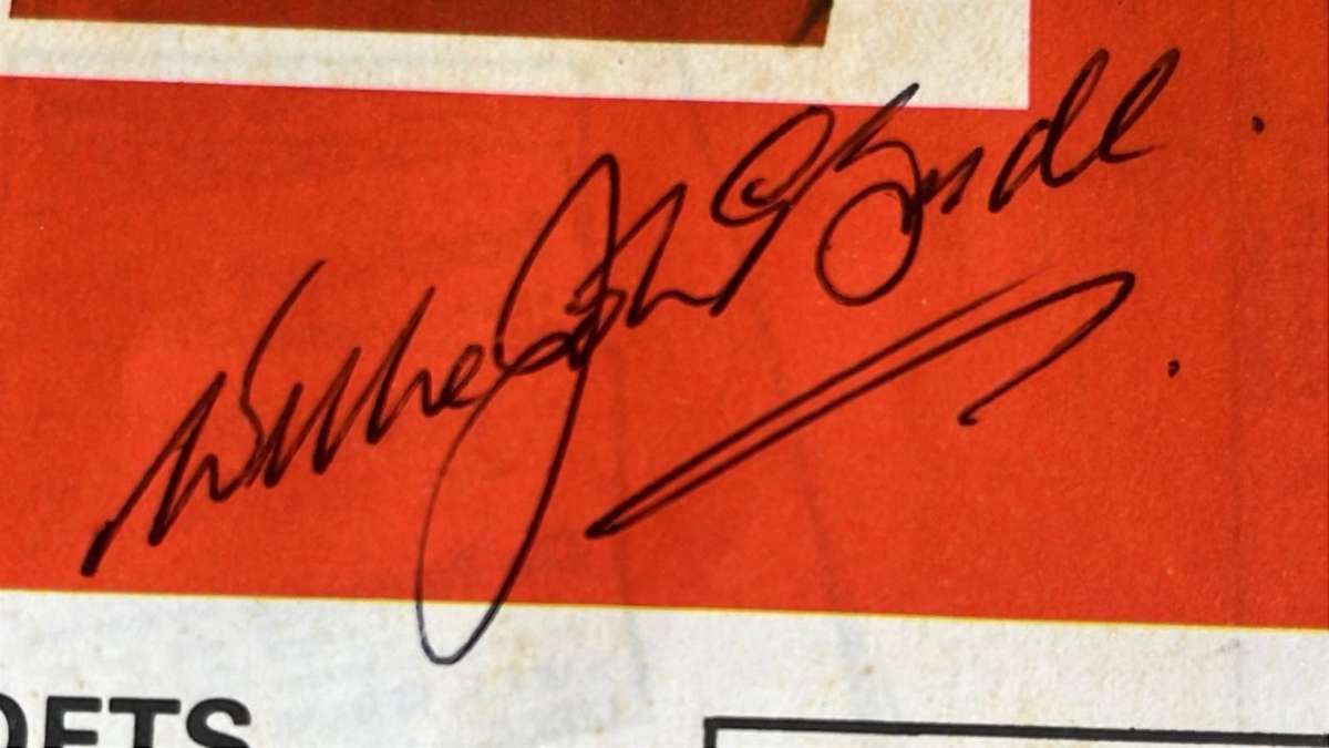 1974 2nd Test South Africa vs British Isles at Loftus Signed Programme, Team Sheet & Pin, see below