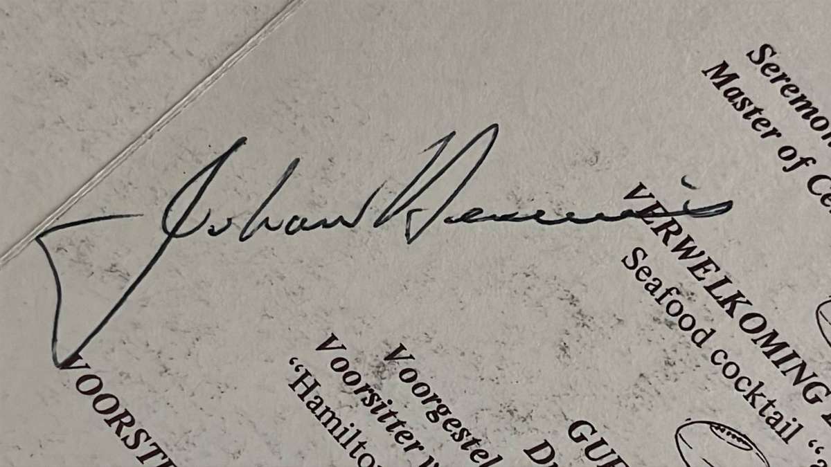 A Tribute to Johan Heunis - 3 Items, Signed, details below