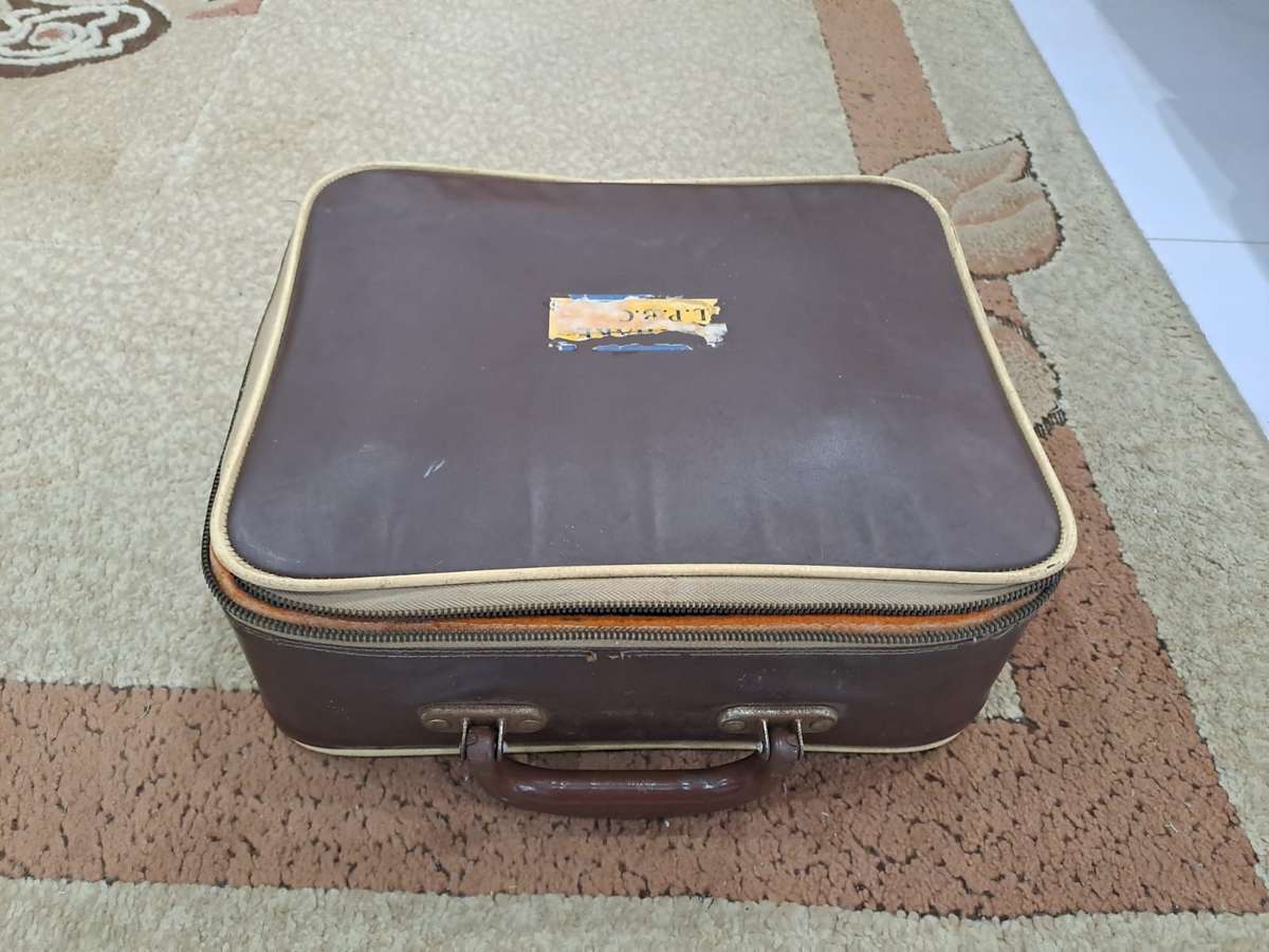 Hemselite Lawn Bowls Ball Set, of 4