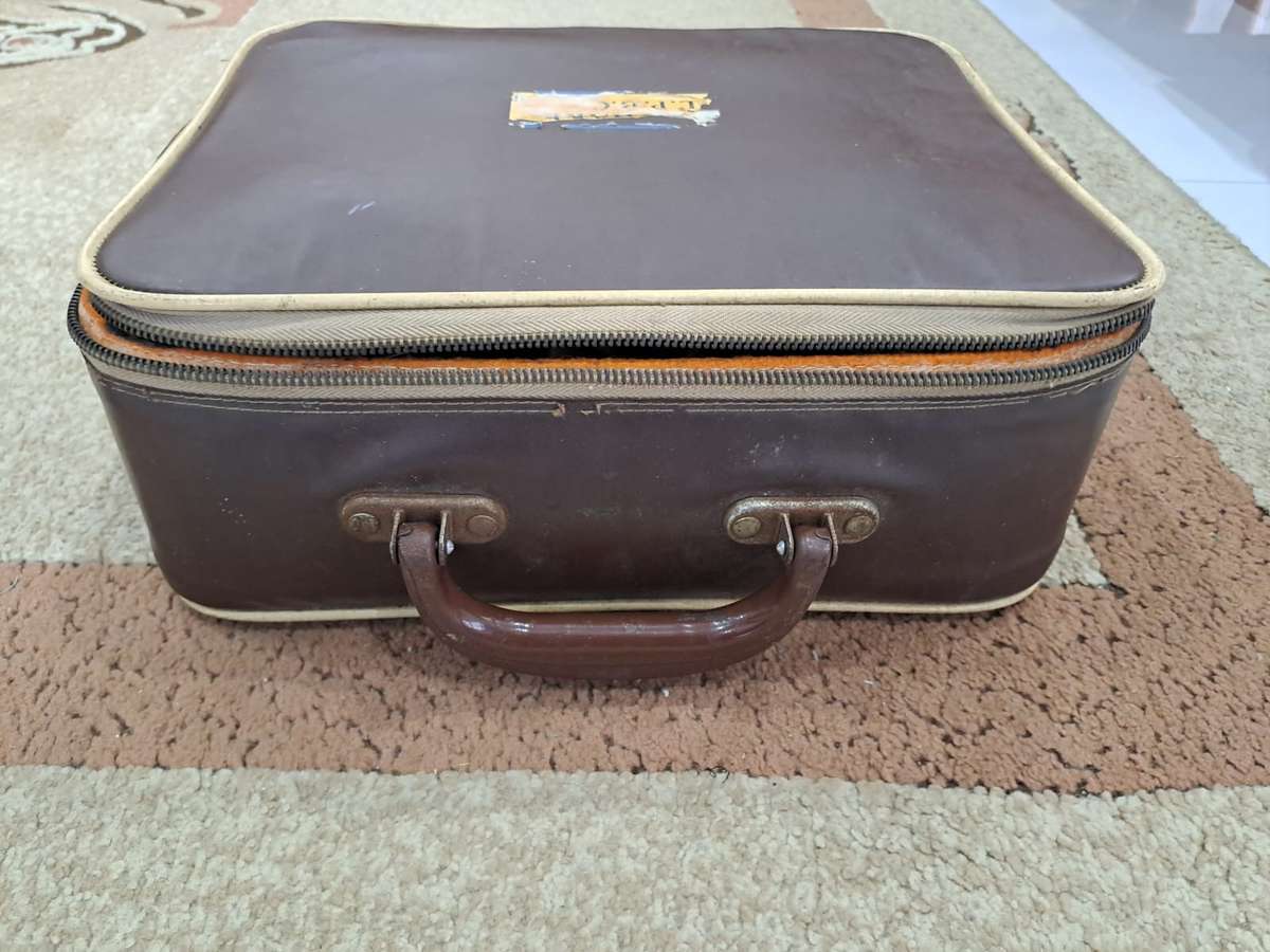 Hemselite Lawn Bowls Ball Set, of 4